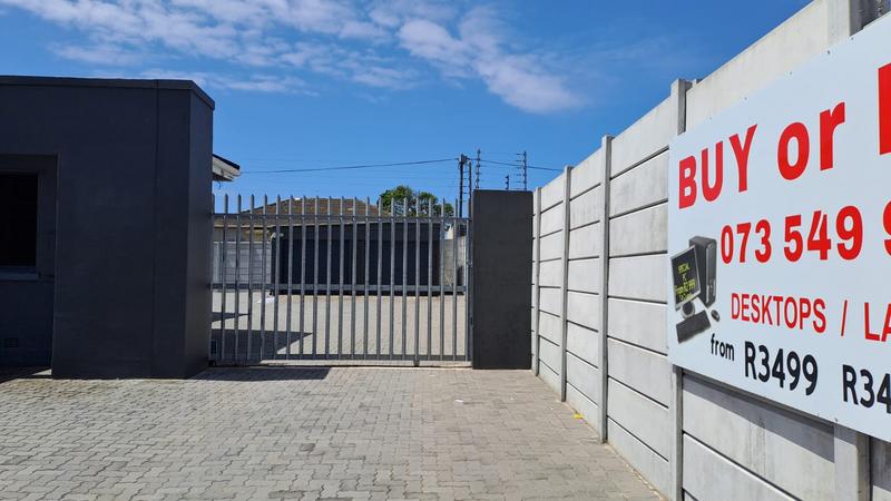 To Let commercial Property for Rent in Cotswold Eastern Cape